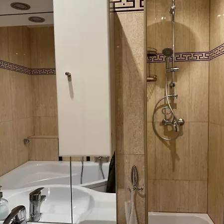 Citystay Chmielna Konukevi Varşova