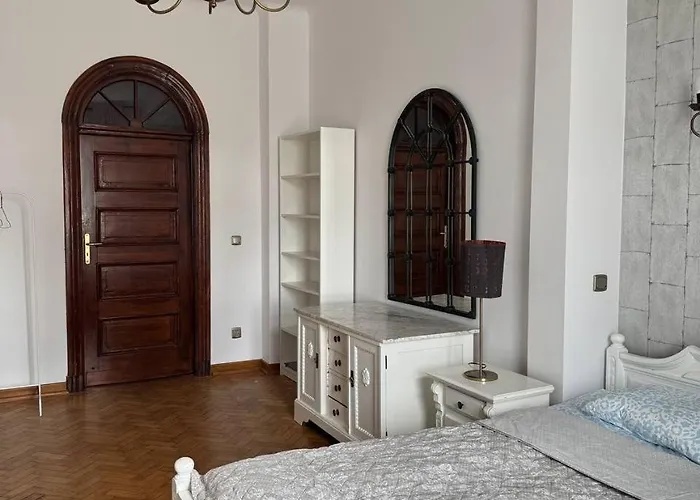 Гостевой дом Citystay Chmielna Варшава