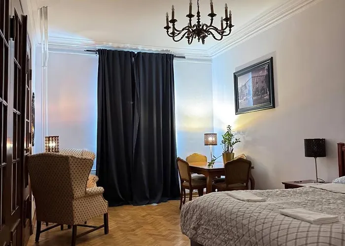 Citystay Chmielna Гостевой дом Варшава