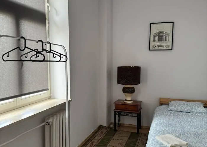 Citystay Chmielna Варшава