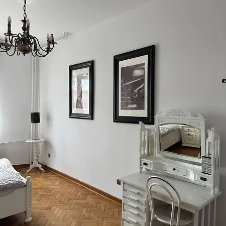 Citystay Chmielna